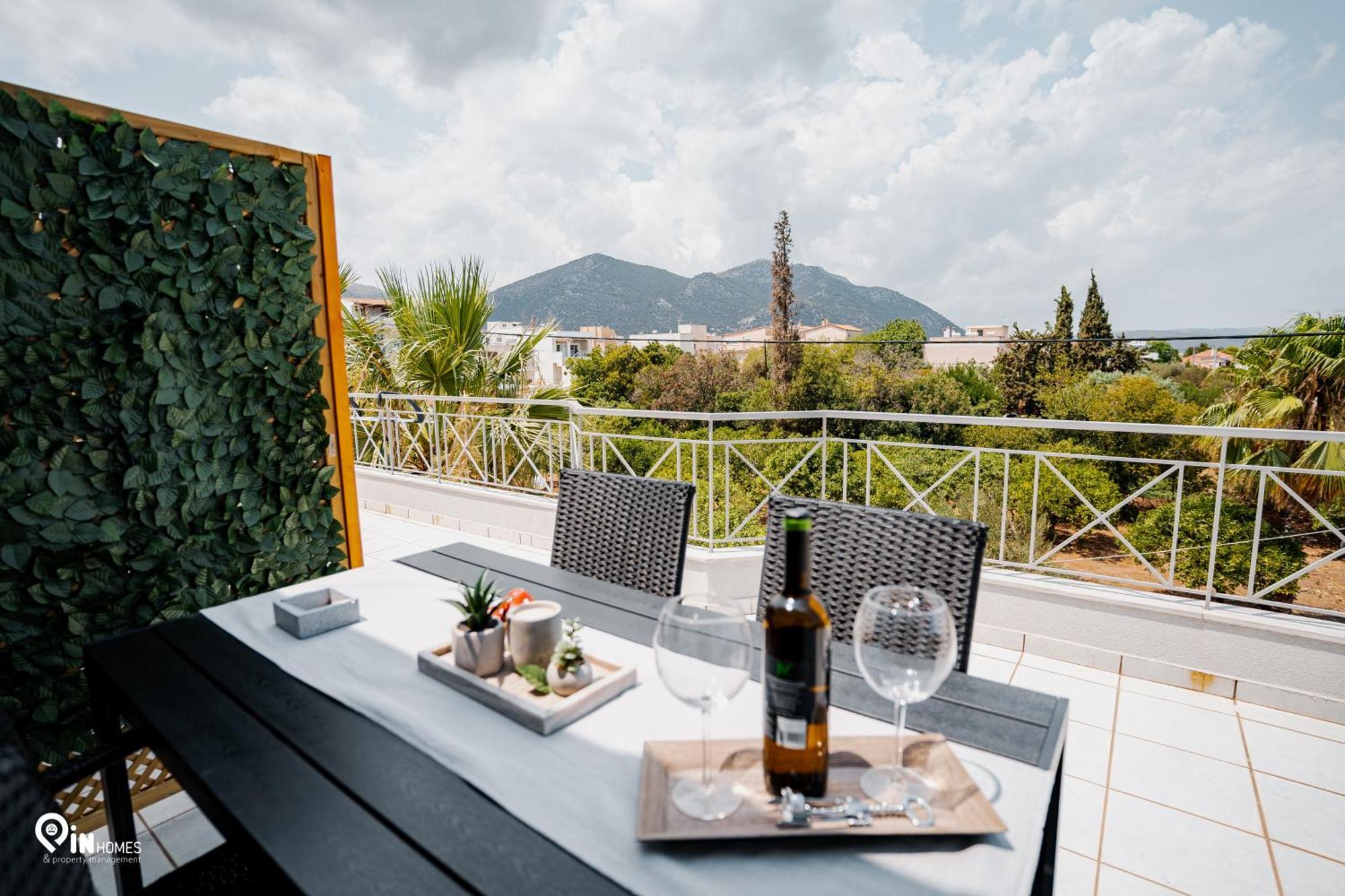 Athena & Phevos Luxury Suite With View In Nea Makri Exterior photo